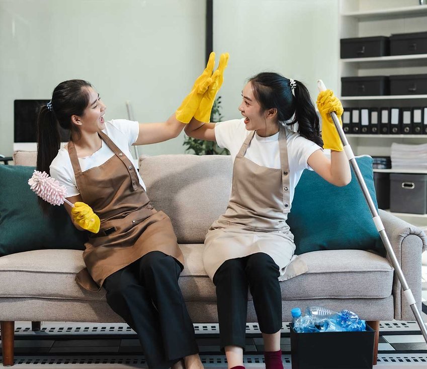 Get in Touch Clean Corner Cleaning